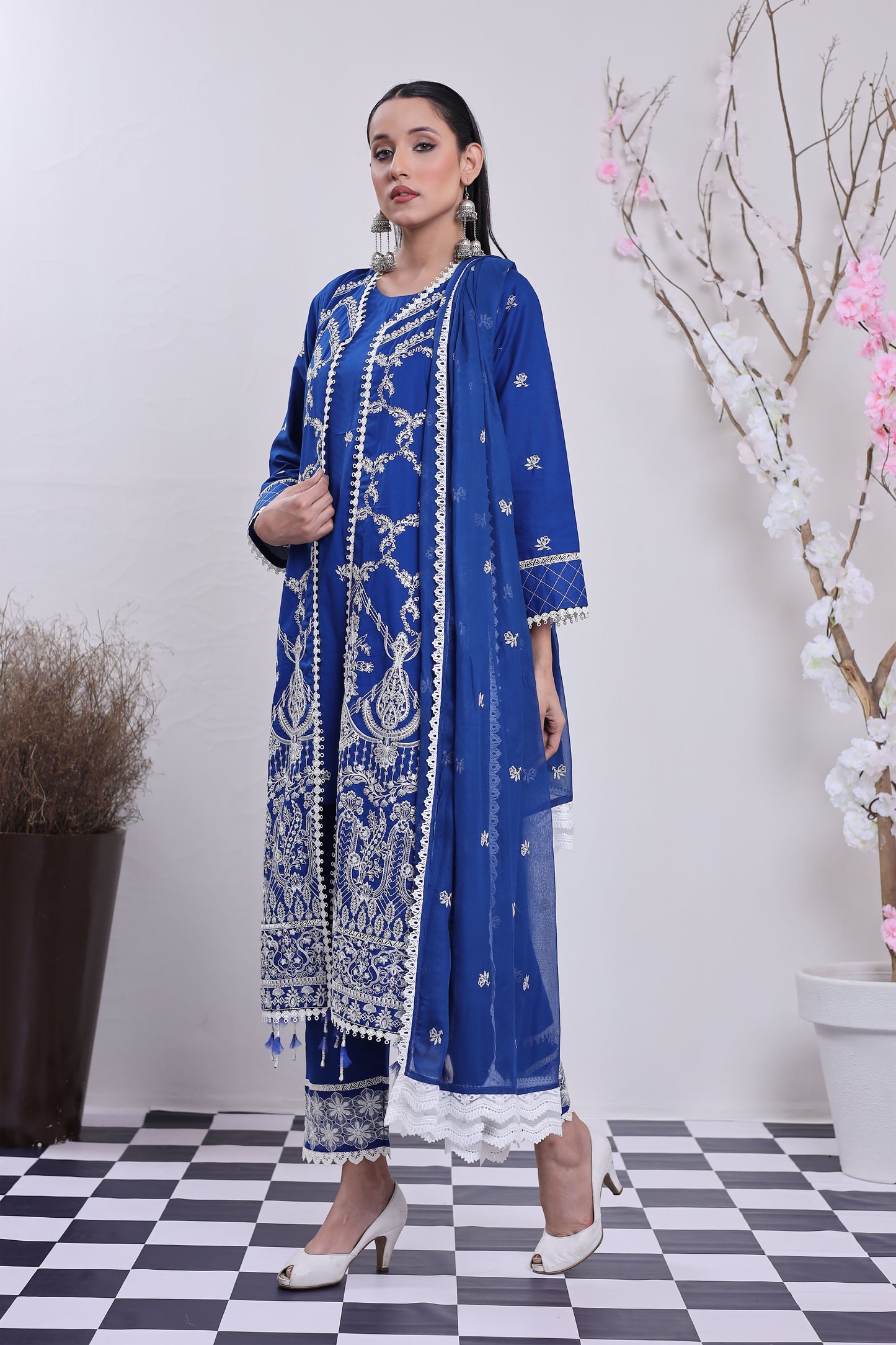 2199 – Ink Blue Embroidered 3-Piece Lawn Cotton Suit – Elegant Summer Wear