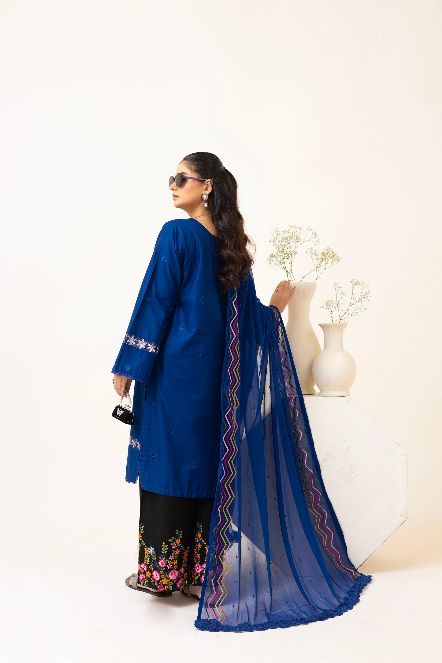 2224 – Ink Blue Embroidered 3-Piece Lawn Suit – Elegant Summer Wear