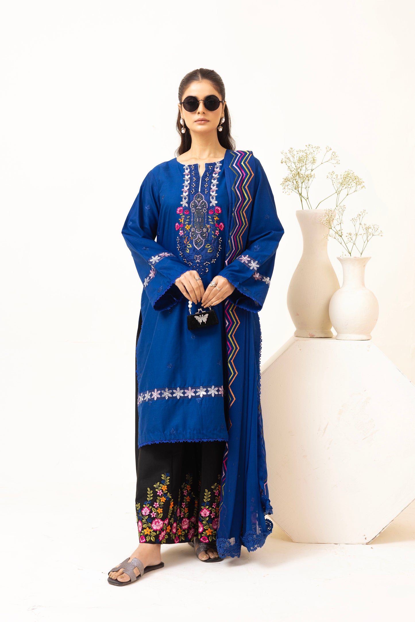 2224 – Ink Blue Embroidered 3-Piece Lawn Suit – Elegant Summer Wear