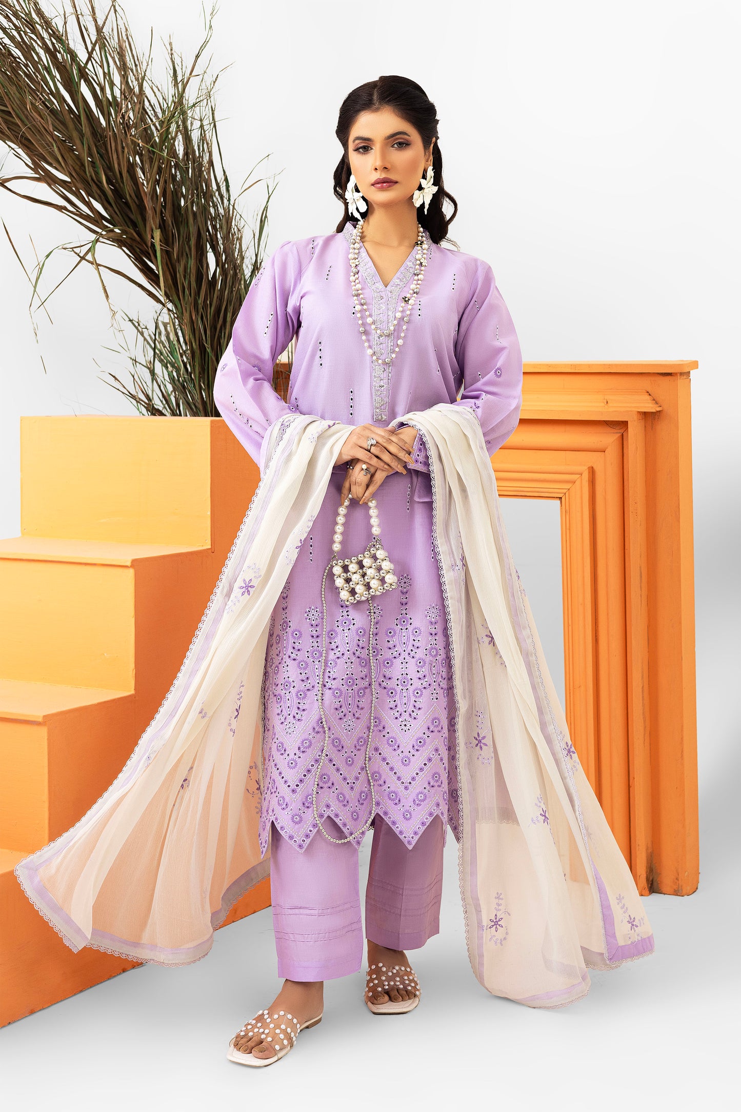 2258 – Blue Embroidered 3-Piece Lawn Suit – Elegant Summer Wear