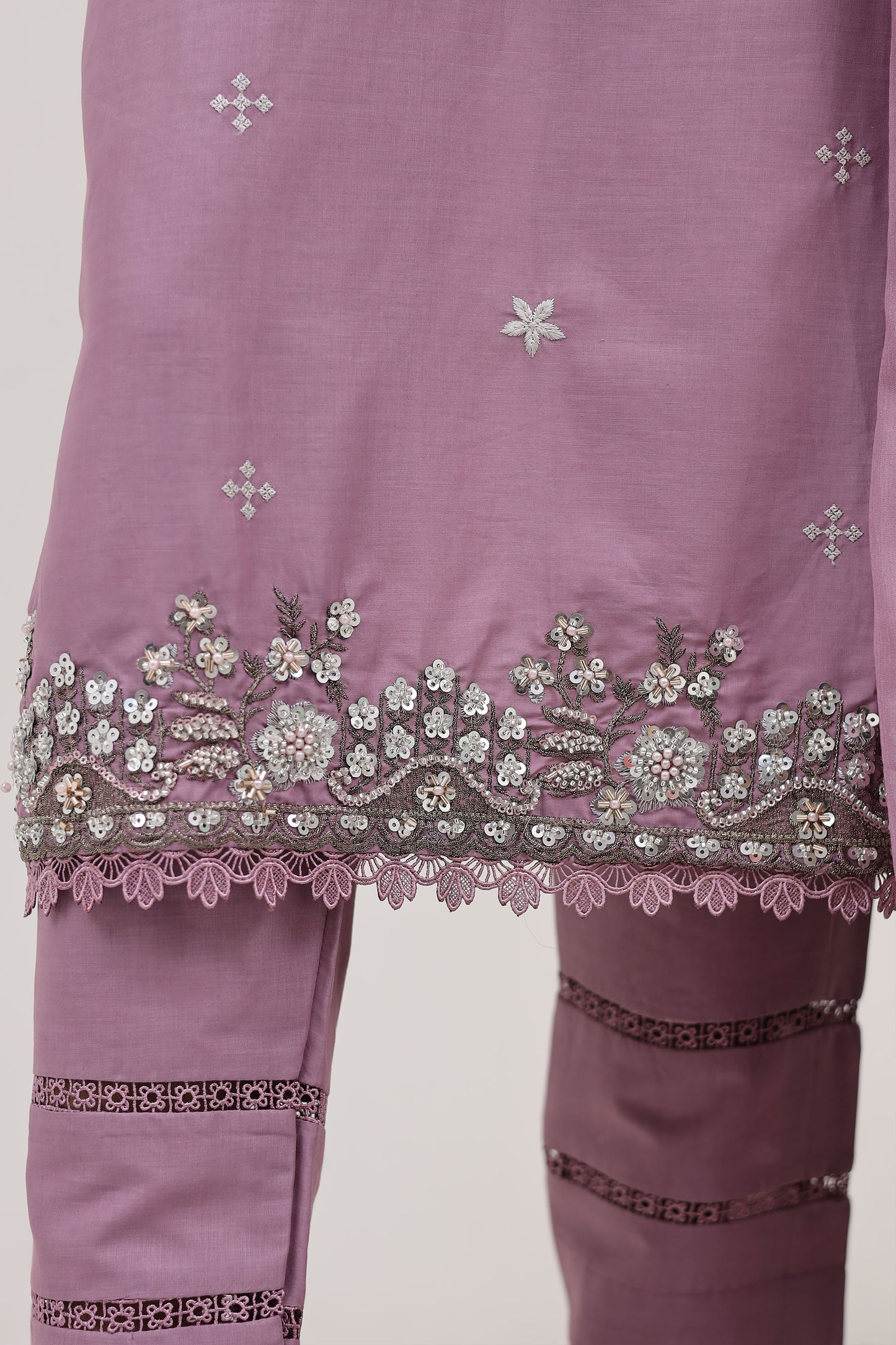 3 Piece Embroidered Lawn Cambric Suit | SS-2218-A